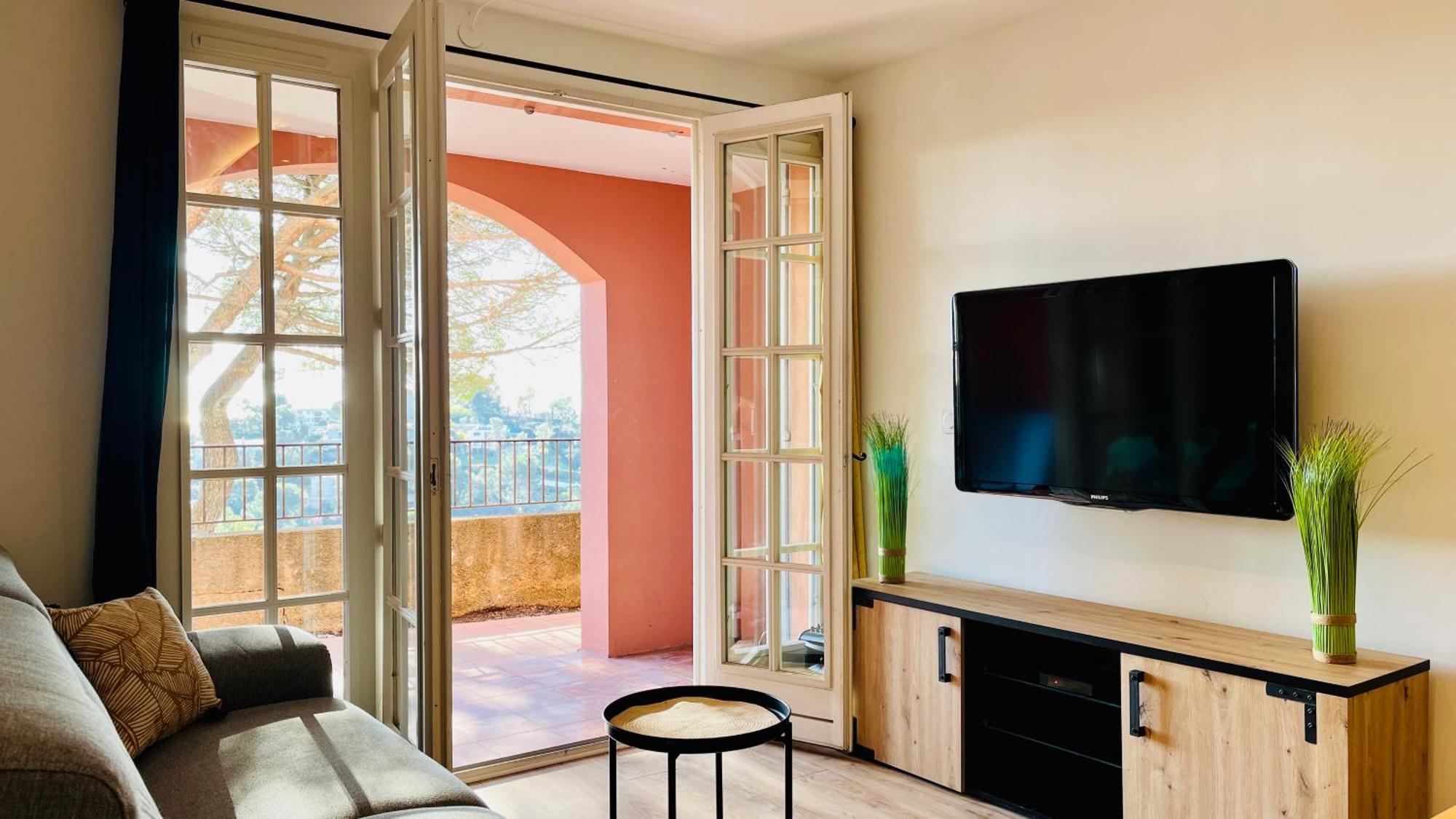 Village Typique - Piscine - Grande Terrasse Ombragee - Logement Climatise Mougins Dış mekan fotoğraf